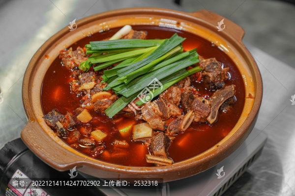 牛腩煲牛排煲牛雜煲牛肉火鍋