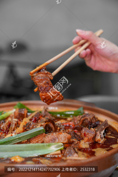 牛腩煲牛排煲牛雜煲牛肉火鍋