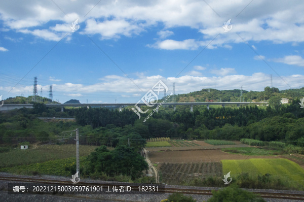 動(dòng)車(chē)線(xiàn)沿途閩南鄉(xiāng)村田園