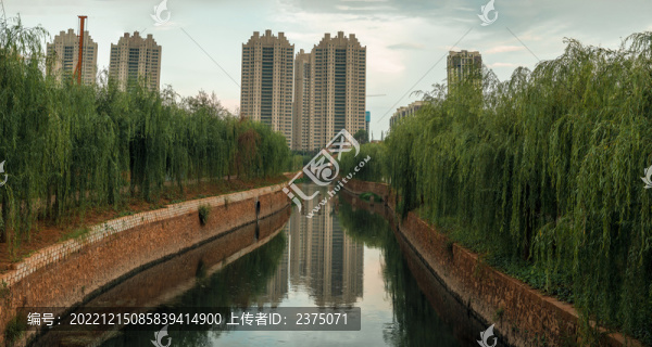 旖旎利濟(jì)河
