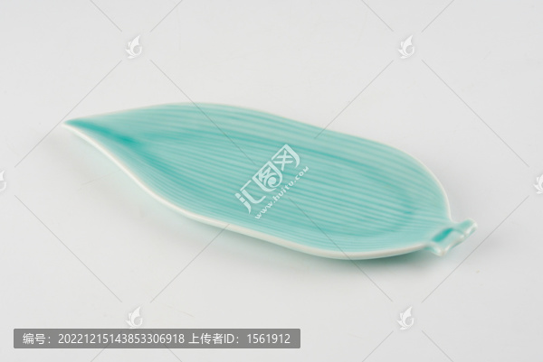 餐具盤子