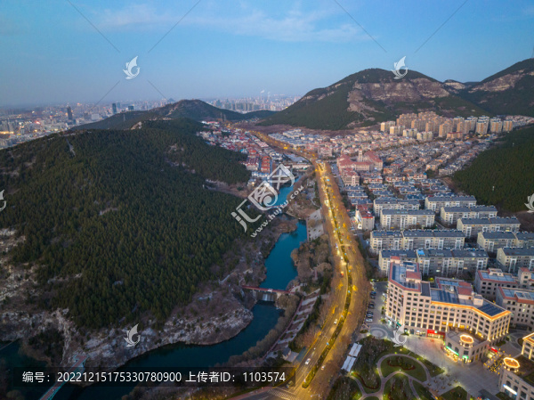 航拍濟南都市風(fēng)光