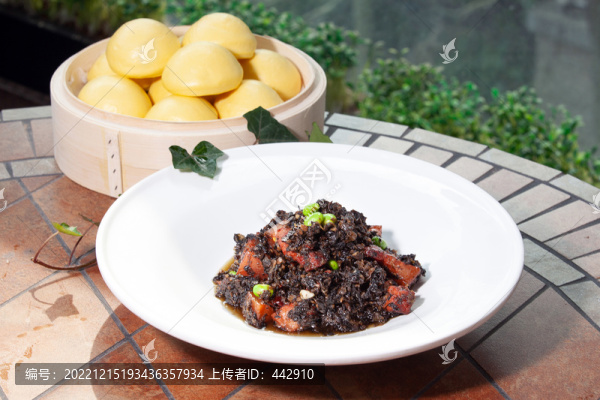 梅干菜捂肉