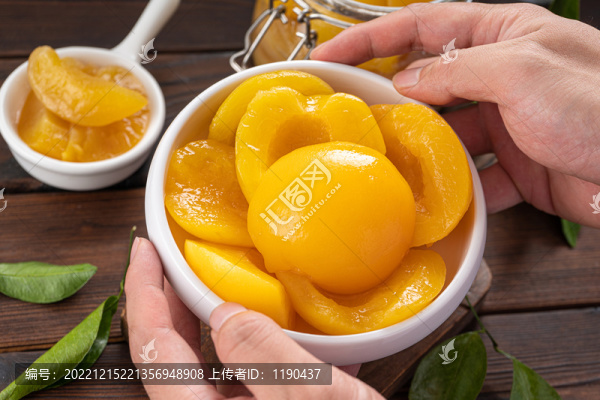 黃桃罐頭