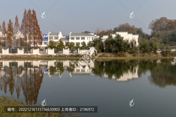 信陽南灣松樹坦農(nóng)民新村