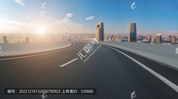高速公路和城市風(fēng)光