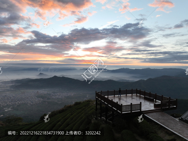 長龍鎮(zhèn)爐峰山觀景臺