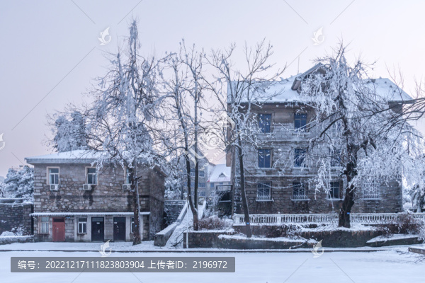 雞公山瑞士樓雪景