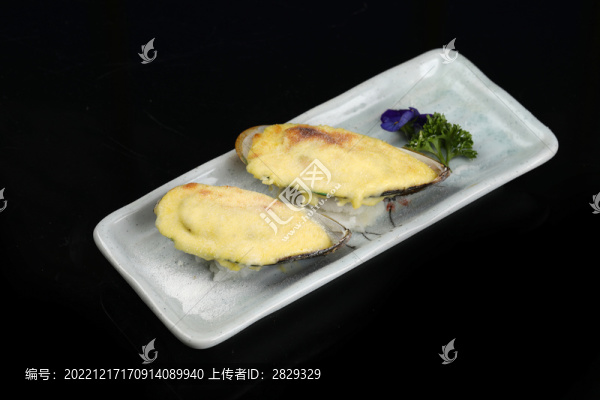 芝士焗青口