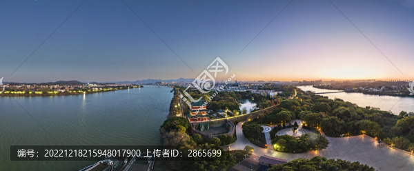 江西贛州古城墻八鏡臺(tái)城市夜景