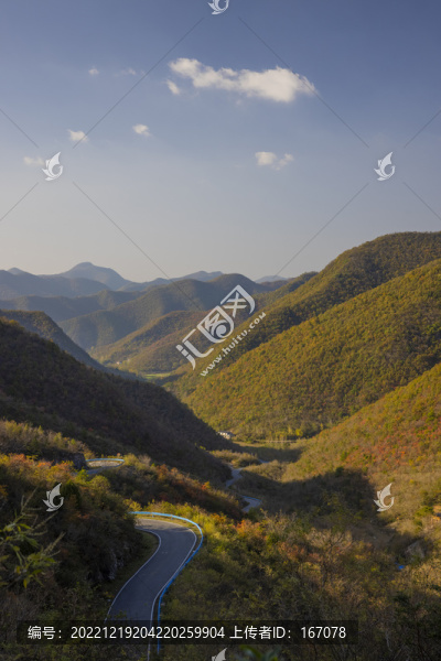 山路彎彎