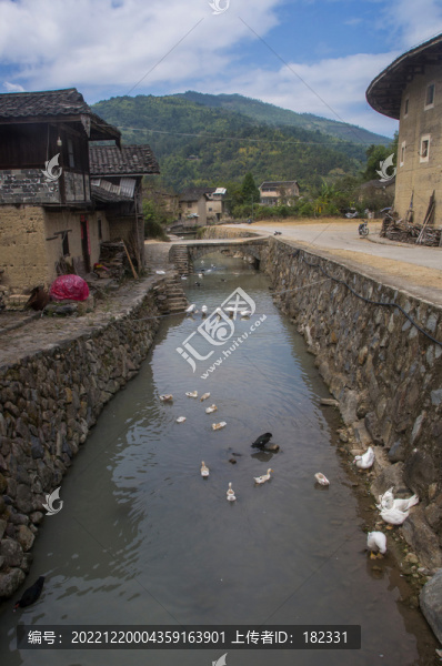 漳州市河坑土樓村小溪風光