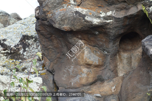 稻城亞丁山石