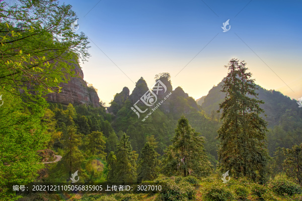 齊云山五老峰夕照