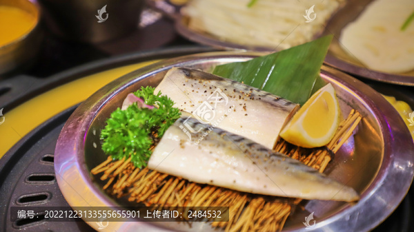腌制待烤鰻魚