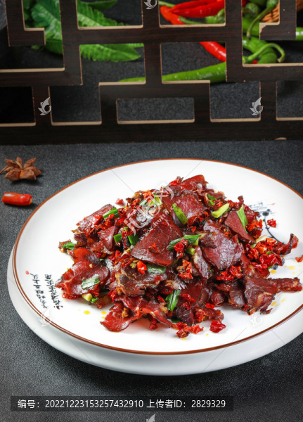 大蒜葉炒臘牛肉