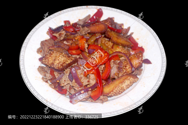 新疆羊肉炒烤馕