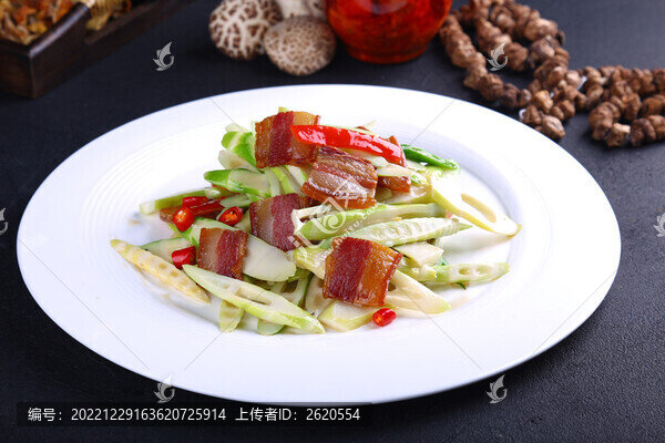綠筍炒臘肉