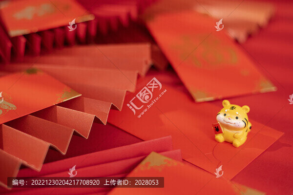 老虎創(chuàng)意新春喜慶紅色海報