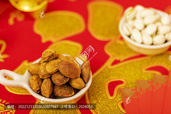 巴坦木開(kāi)心果創(chuàng)意春節(jié)圖片