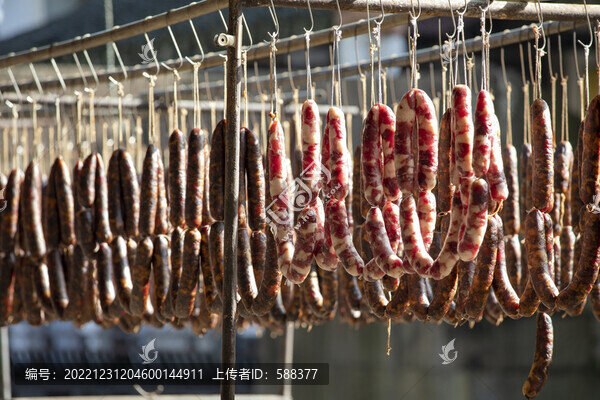 江南農(nóng)家曬制香腸臘腸