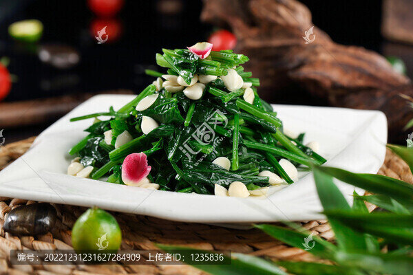 菠菜杏仁