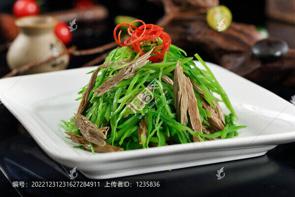 脆筍拌黑腐竹