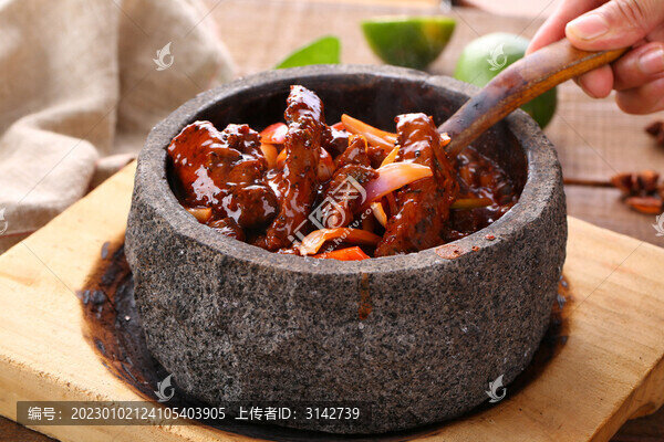 石鍋黑椒牛柳