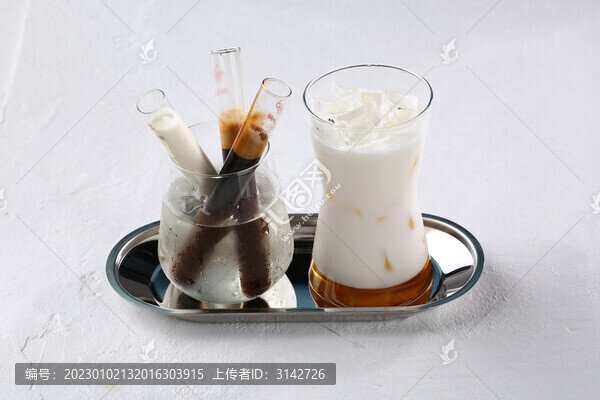 冰拿鐵咖啡