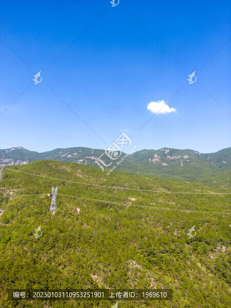 藍(lán)天下廈門北辰山自然風(fēng)光