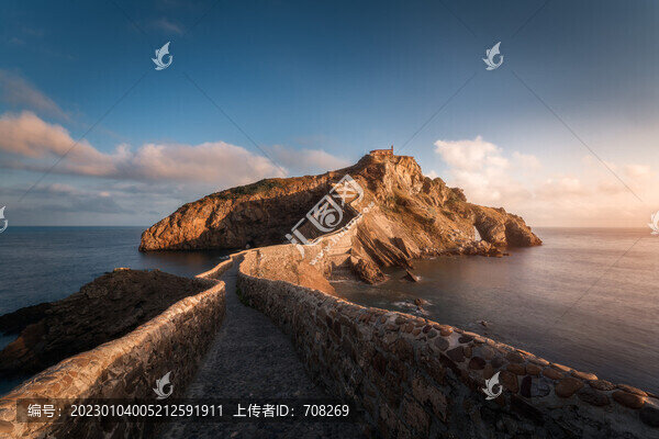 西班牙龍石島日出