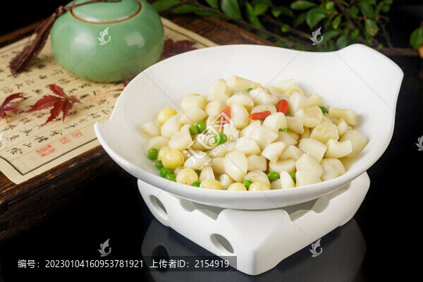 湘蓮煨菱角