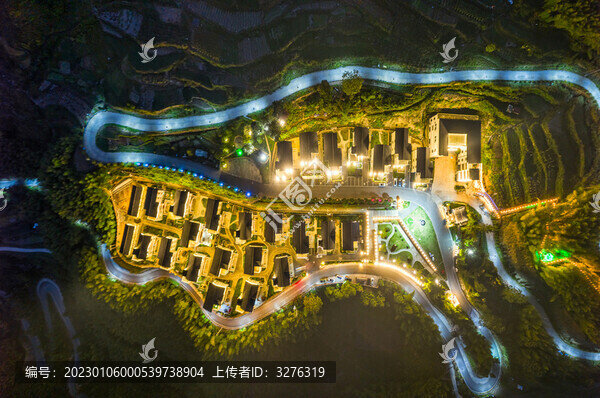磐安山區(qū)三畝田村夜景俯拍
