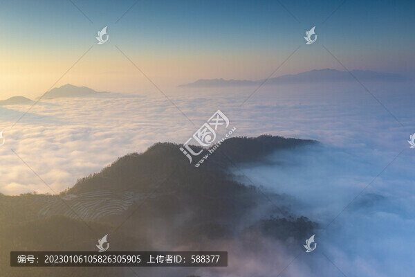 杭州富陽區(qū)洞橋鎮(zhèn)橫洞山