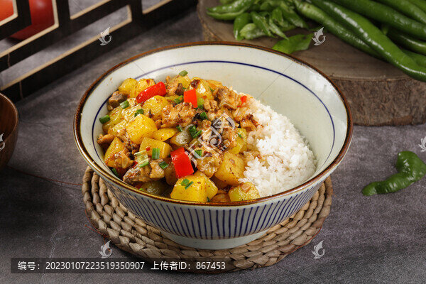 土豆燒雞蓋碼飯