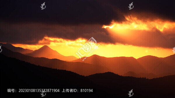 太陽(yáng)升起朝氣蓬勃旭日東升