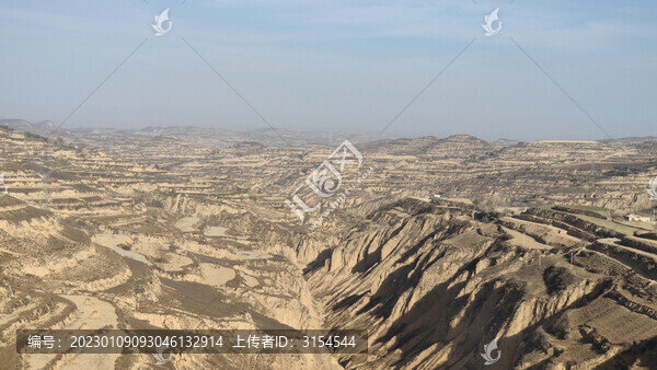 甘肅慶陽冬天山溝千溝萬壑