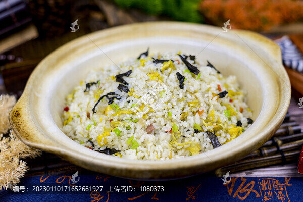 干巴菌炒飯