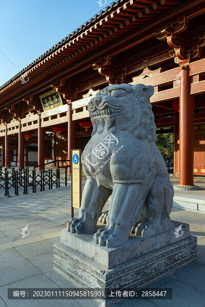 興慶宮大門
