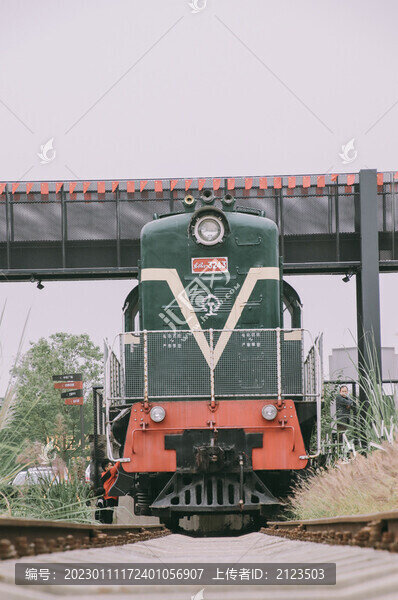 中車共享城軌道上的火車
