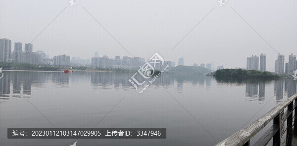 植物園湖景