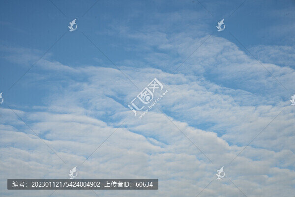 天空白云