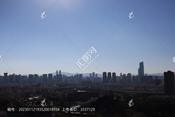 陽(yáng)光下的城市