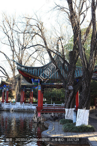 翠湖公園亭子
