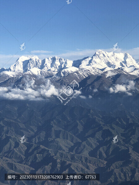 雪峰之巔