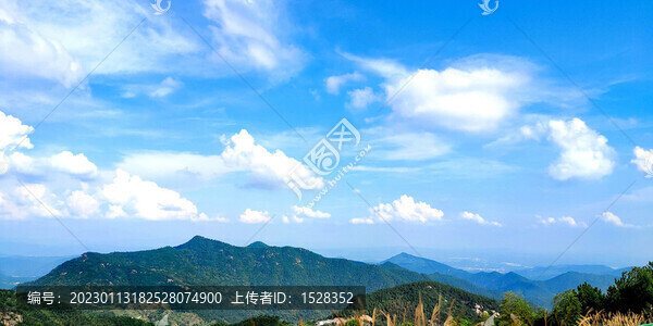 白云群山