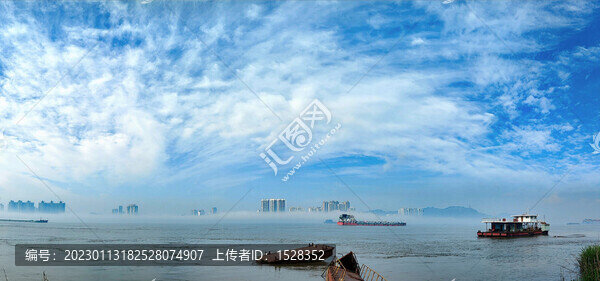 江面平流霧