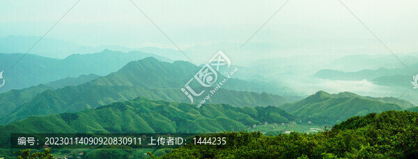 群山疊嶂風(fēng)光