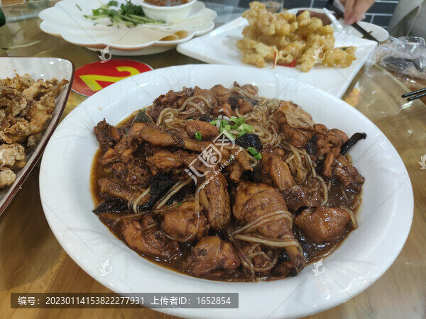 雞肉燉粉條