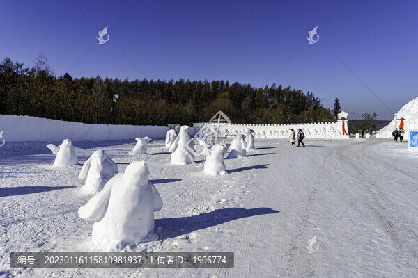 企鵝雪雕景觀